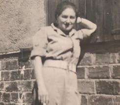 לולה 1947